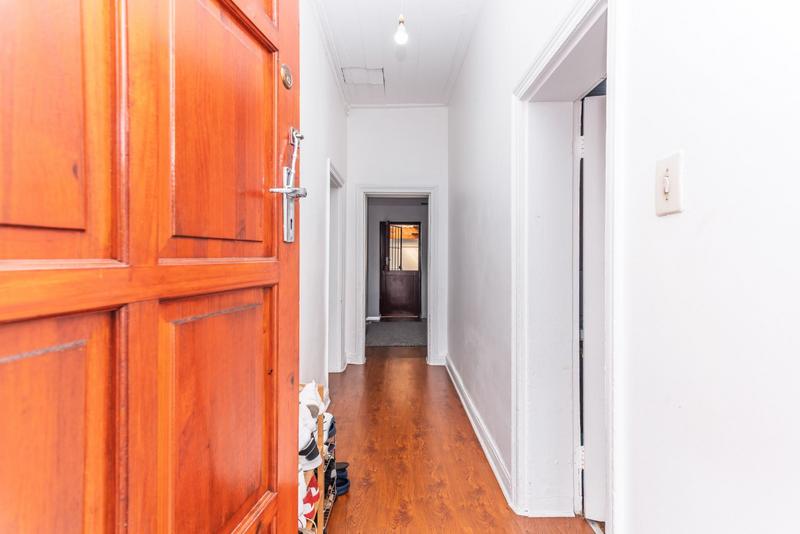 2 Bedroom Property for Sale in Observatory Western Cape